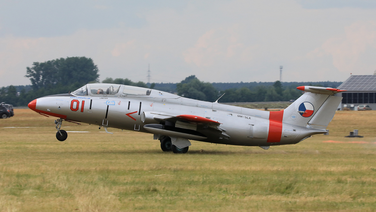 JACL8000.jpg